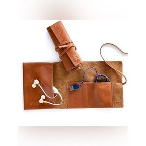 Mark & Graham Leather Charger Roll Up Camel Carry Case Unisex Monogrammed “LB”